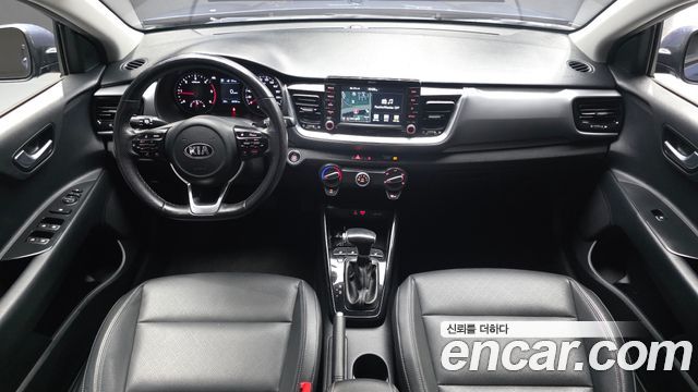 Kia Stonic — interior