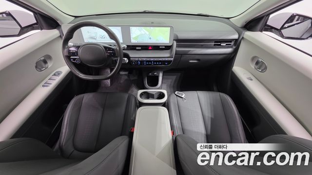 Hyundai IONIQ 5 — interior