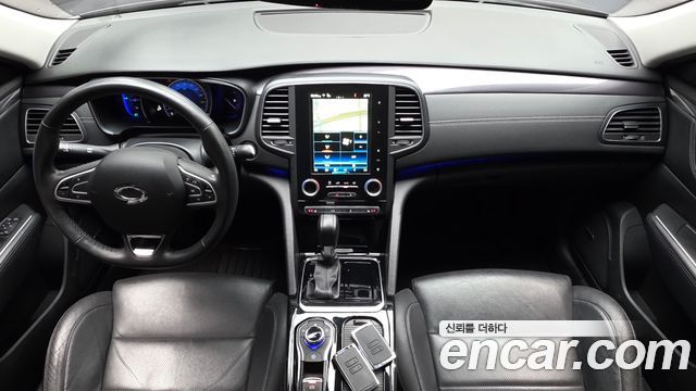 Renault Korea SM6 — interior
