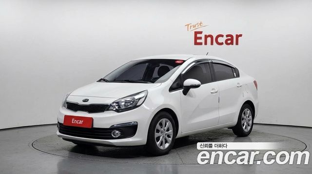 Kia Pride — exterior