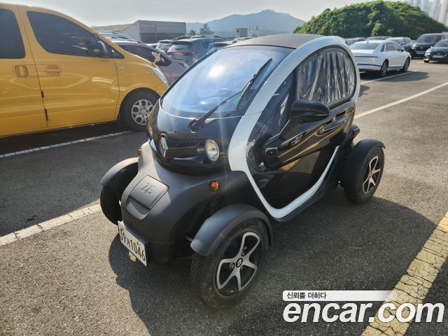 Renault Korea Twizy — interior