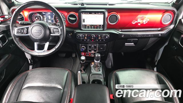 Jeep Wrangler — interior