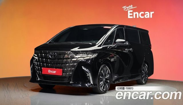 Toyota Alphard — exterior