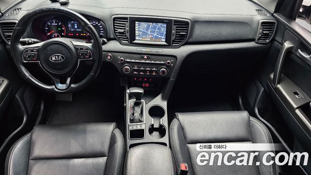 Kia Sportage — interior