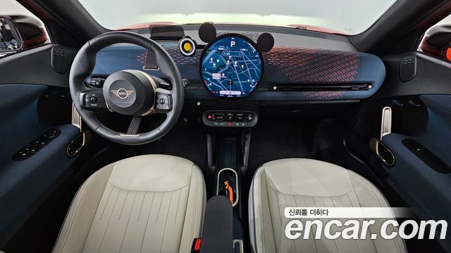 MINI Aceman — interior