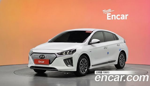 Hyundai Ioniq — exterior