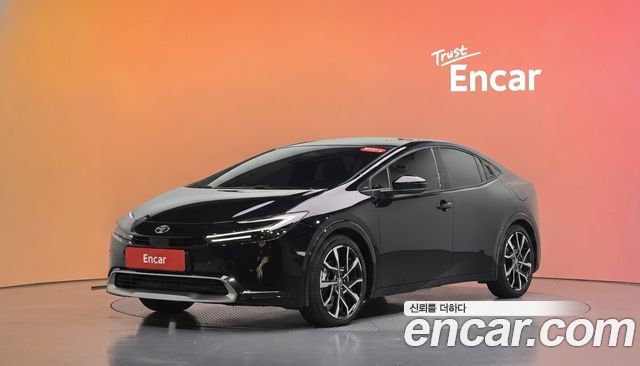 Toyota Prius — exterior