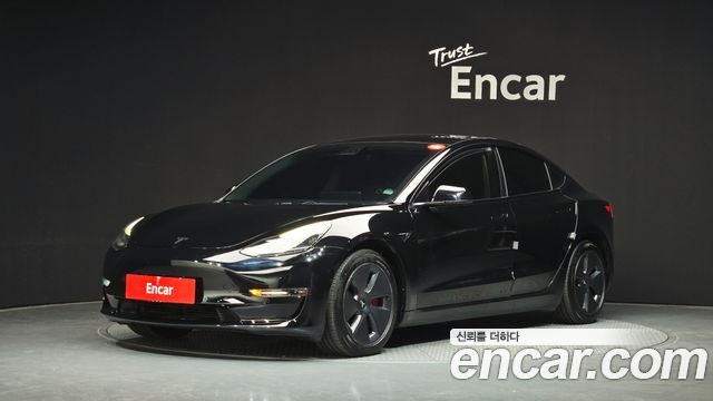 Tesla Model 3 — exterior
