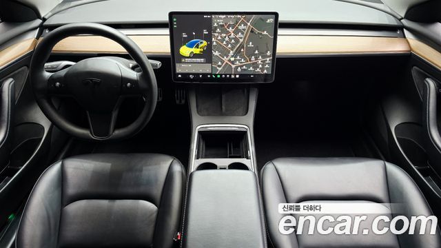 Tesla Model 3 — interior