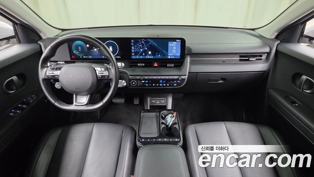Hyundai IONIQ 5 — interior