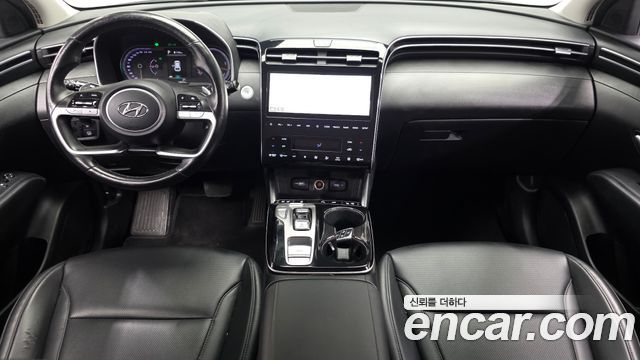 Hyundai Tucson — interior