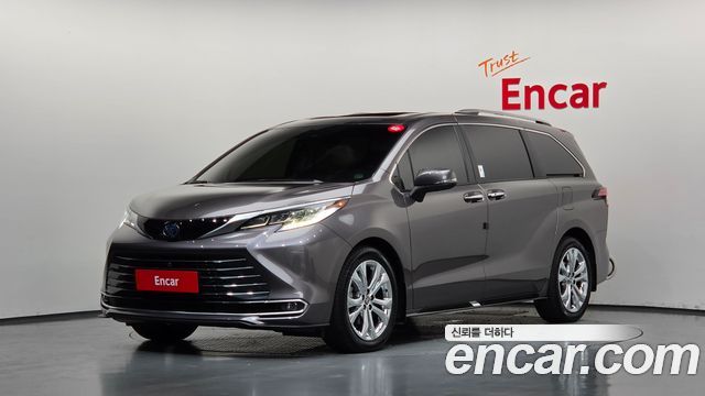 Toyota Sienna — exterior