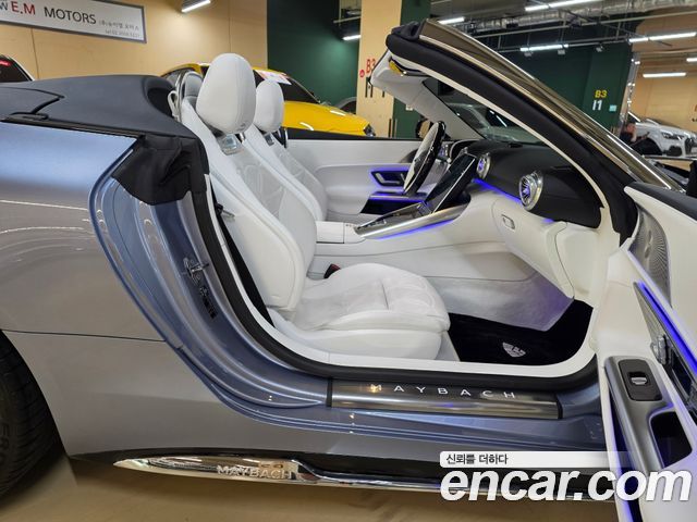 Mercedes-Benz SL-Class — interior