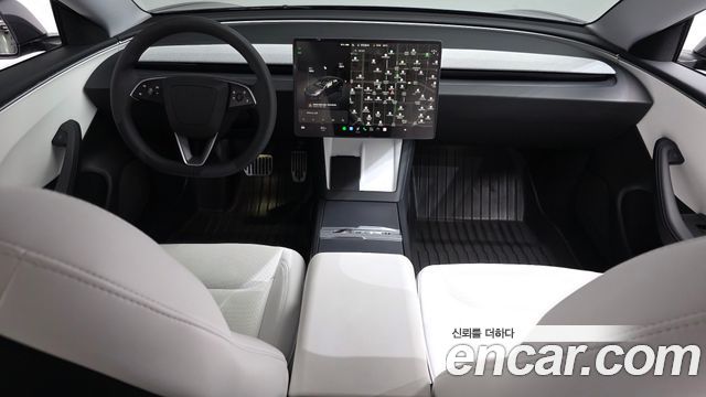 Tesla Model 3 — interior