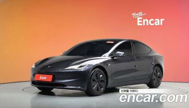 Tesla Model 3 — exterior