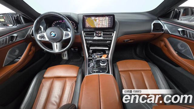 BMW 8 Series — interior