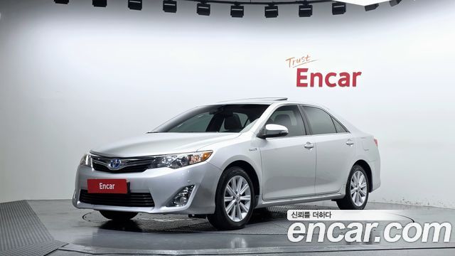 Toyota Camry — exterior