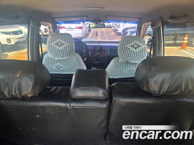 Hyundai Terracan — interior