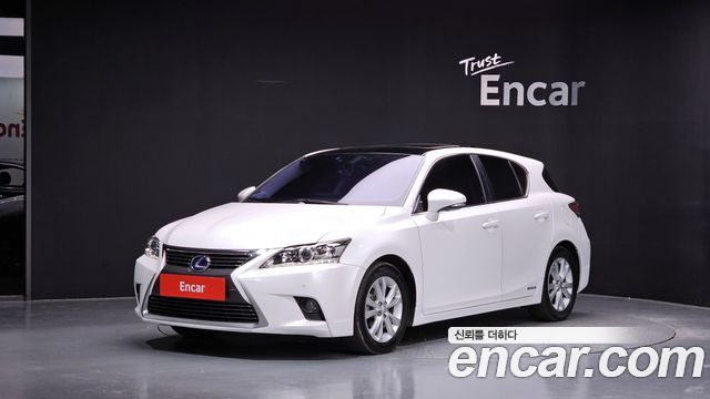 Lexus CT200h — exterior