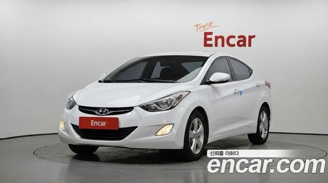Hyundai Avante — exterior