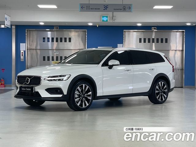 Volvo V60 — exterior