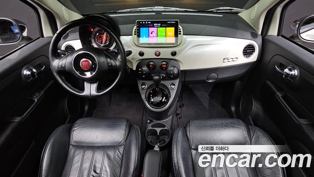 Fiat 500 — interior