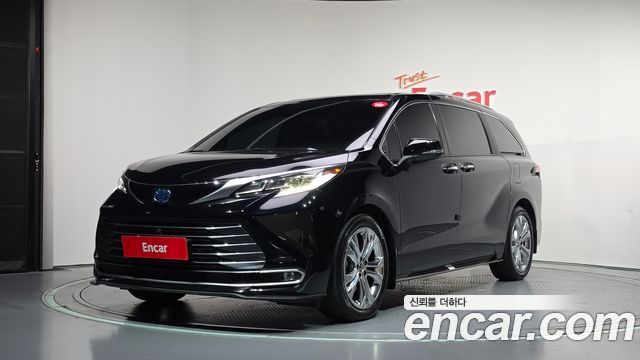 Toyota Sienna — exterior