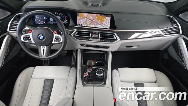 BMW X6 M — interior