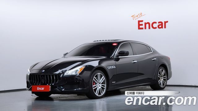 Maserati Quattroporte — exterior