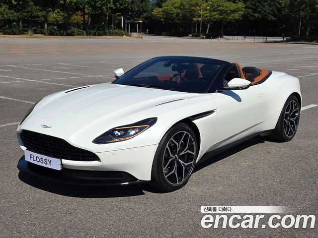 Aston Martin DB11 — exterior