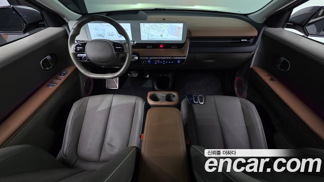 Hyundai IONIQ 5 — interior