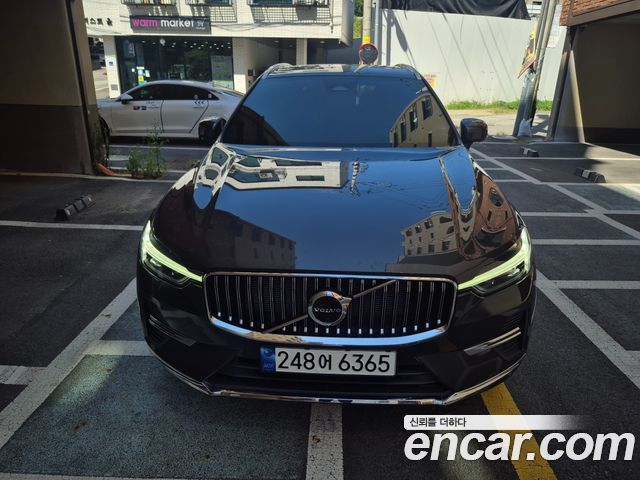 Volvo XC60 — exterior