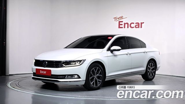 Volkswagen Passat — exterior
