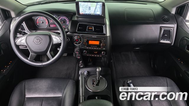 KG Mobility Korando — interior
