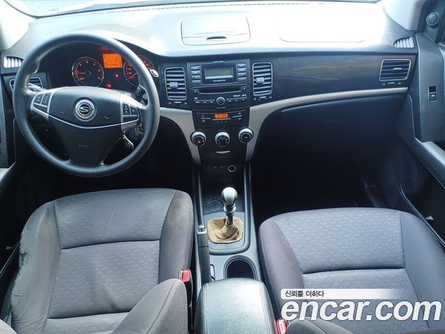 KG Mobility Korando — interior