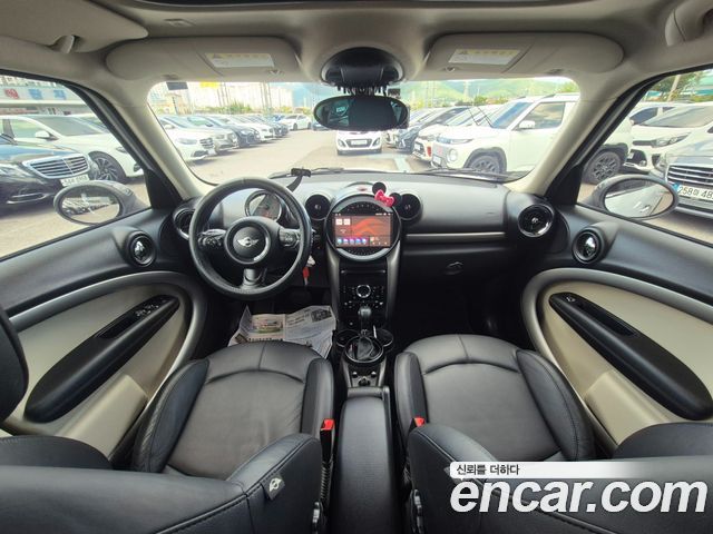 MINI Countryman — interior