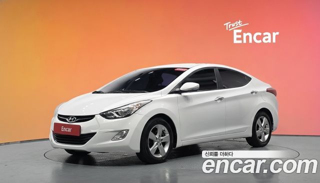 Hyundai Avante — exterior