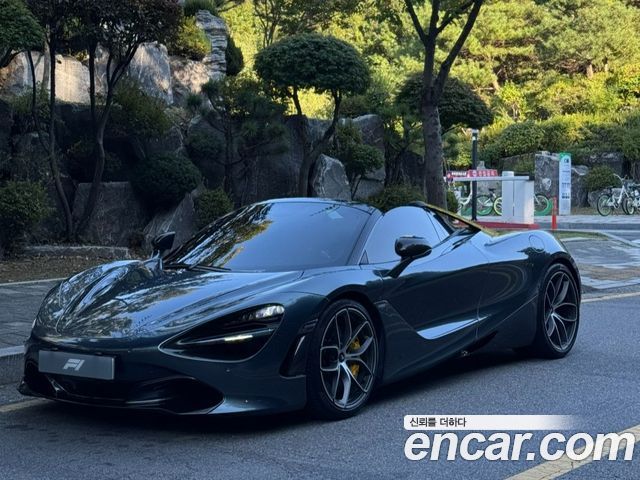 McLaren 720S — exterior