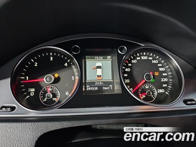 Volkswagen CC — interior