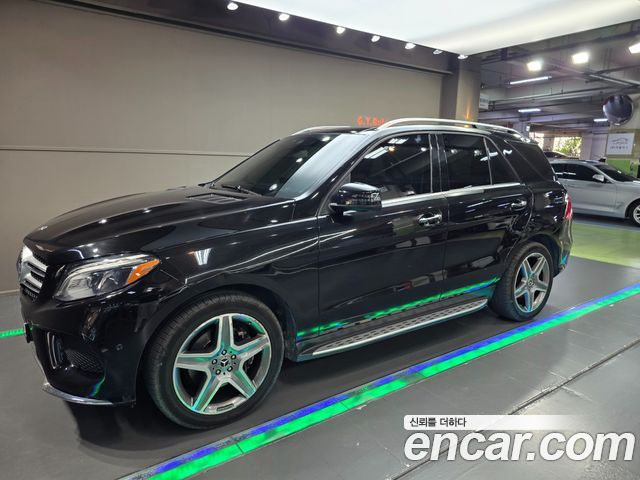 Mercedes-Benz GLE-Class — exterior