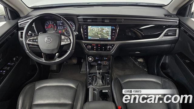 KG Mobility Korando — interior