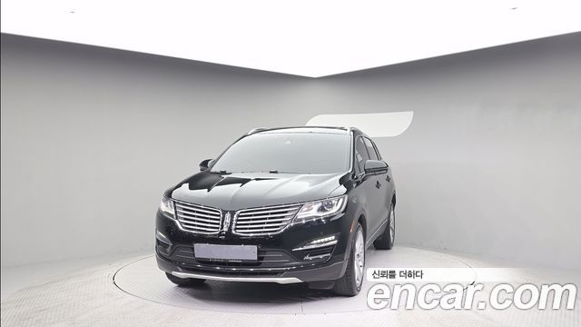 Lincoln MKC — exterior