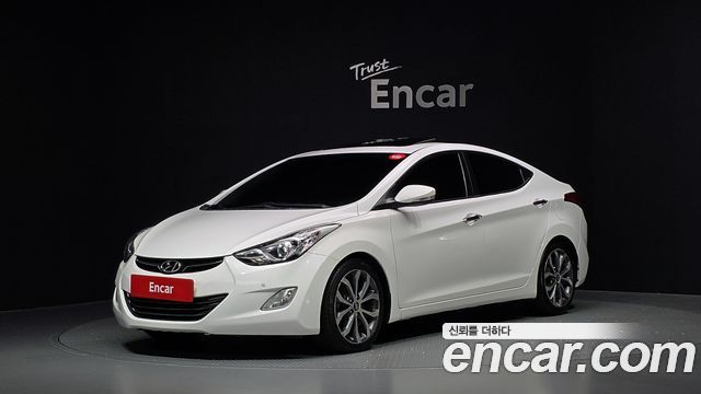 Hyundai Avante — exterior