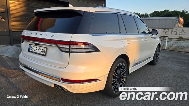 Lincoln Aviator — interior