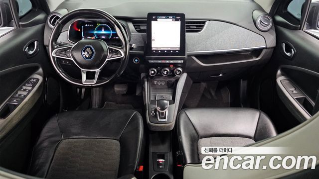 Renault Korea Zoe — interior