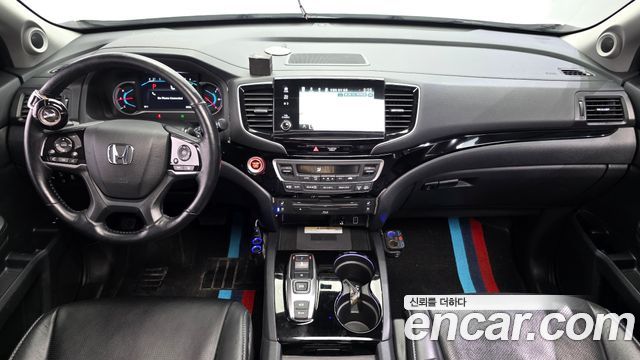 Honda Pilot — interior
