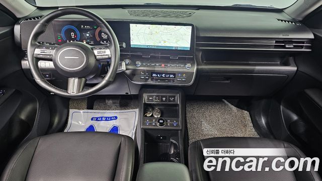 Hyundai Kona — interior