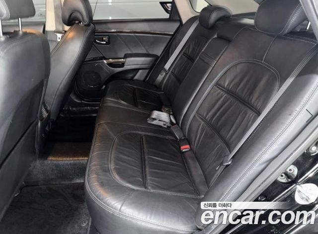 Hyundai Grandeur — interior