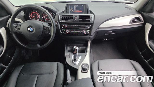 BMW 1 Series — interior