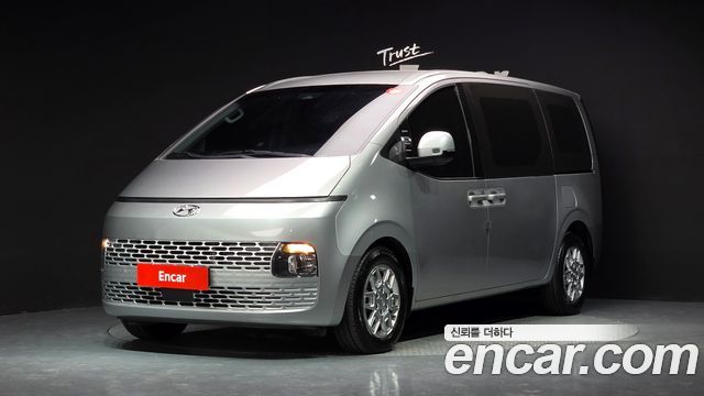 Hyundai Staria — exterior